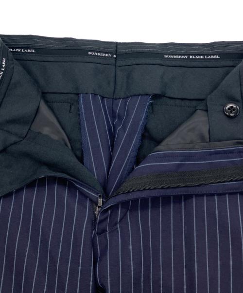 BURBERRY BLACK LABEL（バーバリーブラックレーベル）BURBERRY BLACK LABEL (バーバリーブラックレーベル) ウール ストライプセットアップスーツ ネイビー サイズ:42の古着・服飾アイテム