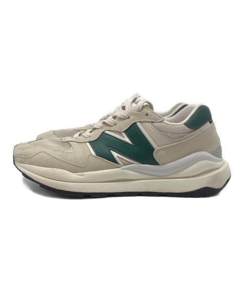 NEW BALANCE（ニューバランス）NEW BALANCE (ニューバランス) ローカットスニーカー アイボリー×グリーン サイズ:28の古着・服飾アイテム