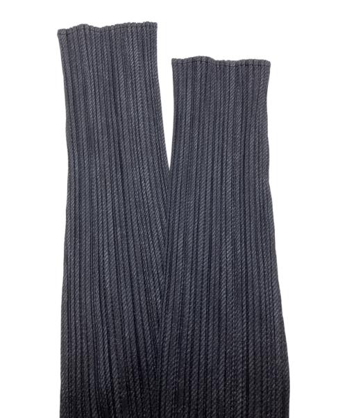 PLEATS PLEASE（プリーツプリーズ）PLEATS PLEASE (プリーツプリーズ) プリーツブラウス ブラック サイズ:size3の古着・服飾アイテム
