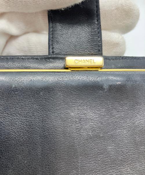 CHANEL（シャネル）CHANEL (シャネル) キャビアスキン 2つ折り長財布 ブラックの古着・服飾アイテム