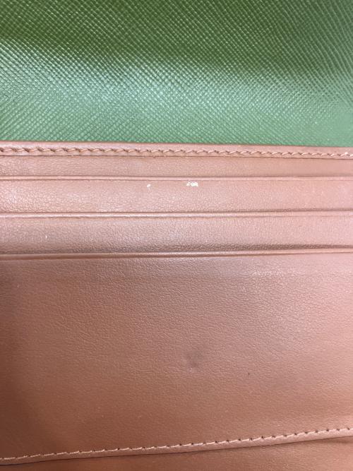 MARNI（マルニ）MARNI (マルニ) レザー 3つ折り財布 ベージュ×グリーンの古着・服飾アイテム