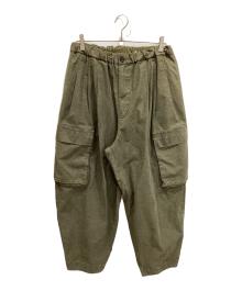 mu（ムー）の古着「PLEATED CARGO TROUSERS LEOPARD CAMO/カーゴパンツ」｜カーキ