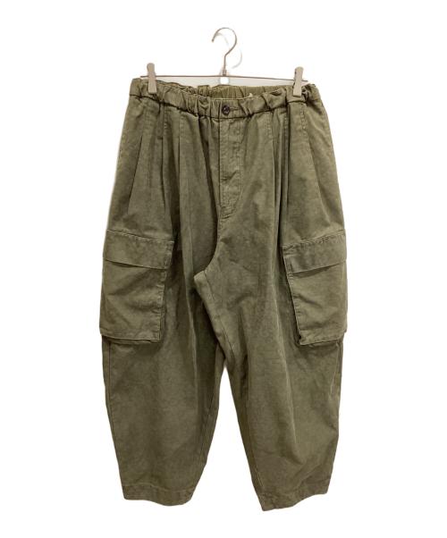 mu（ムー）mù (ムー) PLEATED CARGO TROUSERS LEOPARD CAMO/カーゴパンツ カーキ サイズ:Lの古着・服飾アイテム