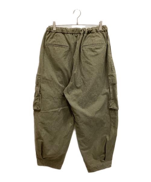 mu（ムー）mù (ムー) PLEATED CARGO TROUSERS LEOPARD CAMO/カーゴパンツ カーキ サイズ:Lの古着・服飾アイテム
