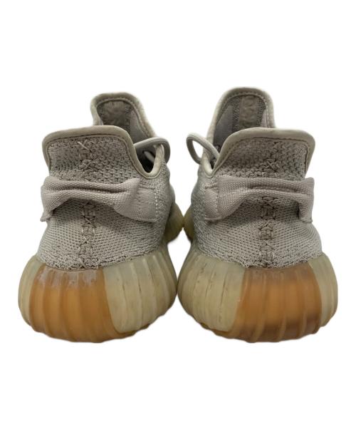 adidas（アディダス）adidas (アディダス) YEEZY BOOST 350 V2 スニーカー ベージュ サイズ:26.5の古着・服飾アイテム