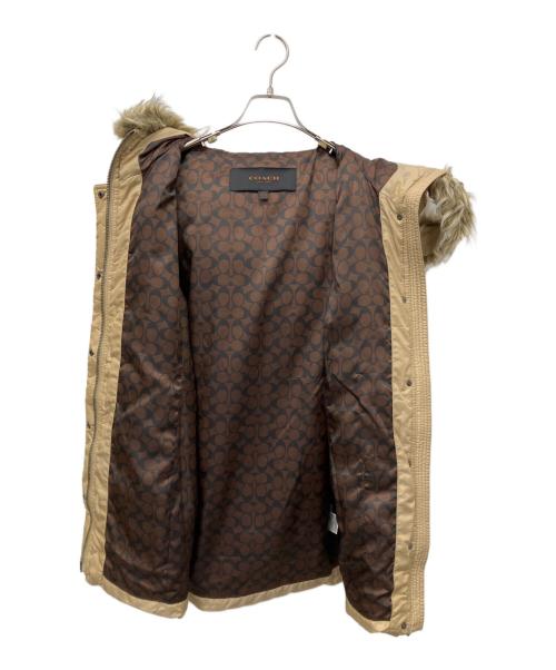 COACH（コーチ）COACH (コーチ) ダウンコート ベージュ サイズ:Sの古着・服飾アイテム