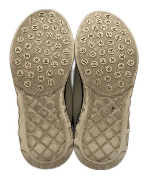 CHANEL（シャネル）CHANEL (シャネル) ココマーク ファブリック スニーカー ベージュ サイズ:23.5の古着・服飾アイテム