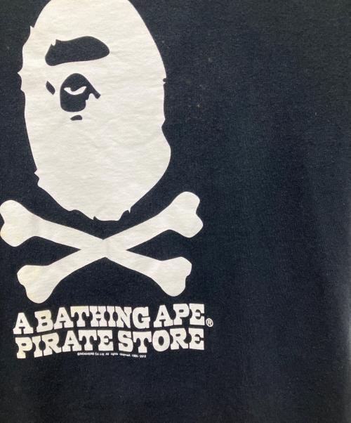 A BATHING APE（アベイシングエイプ）A BATHING APE (アベイシングエイプ) プリントTシャツ ブラック サイズ:Mの古着・服飾アイテム