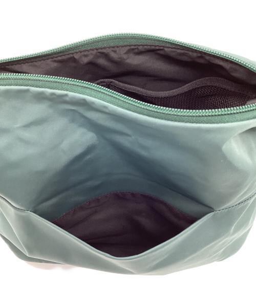 agnes b voyage（アニエスベーボヤージュ）agnes b voyage (アニエスベーボヤージュ) ナイロンショルダーバッグ グリーンの古着・服飾アイテム