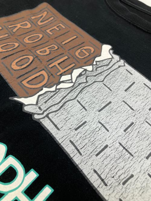 NEIGHBORHOOD（ネイバーフッド）NEIGHBORHOOD (ネイバーフッド) チョコレートプリントＴシャツ ブラック サイズ:Mの古着・服飾アイテム
