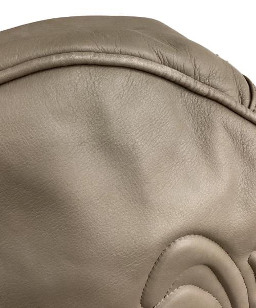 Vivienne Westwood（ヴィヴィアンウエストウッド）Vivienne Westwood (ヴィヴィアンウエストウッド) オーブ型押しタッセルレザートートバッグ ベージュ×ネイビー サイズ:下記参照の古着・服飾アイテム