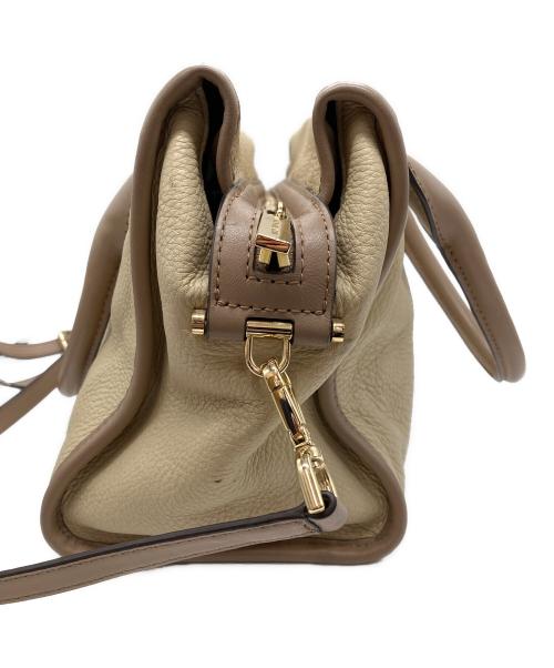 MICHAEL KORS（マイケル・コース）MICHAEL KORS (マイケル・コース) 2WAYショルダーバッグ ベージュの古着・服飾アイテム