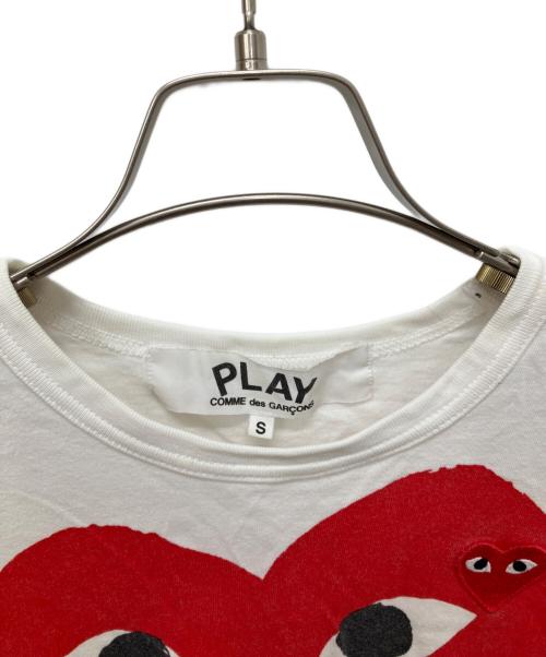 PLAY COMME des GARCONS（プレイコムデギャルソン）PLAY COMME des GARCONS (プレイコムデギャルソン) Tシャツ ホワイト サイズ:Sの古着・服飾アイテム