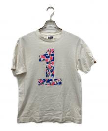 A BATHING APE（アベイシングエイプ）の古着「カモ柄ナンバリングTシャツ」｜ホワイト