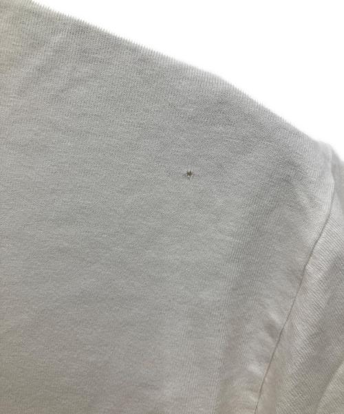 A BATHING APE（アベイシングエイプ）A BATHING APE (アベイシングエイプ) カモ柄ナンバリングTシャツ ホワイト サイズ:Mの古着・服飾アイテム
