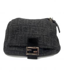 FENDI（フェンディ）の古着「ズッカ柄ウールショルダーバッグ」｜グレー