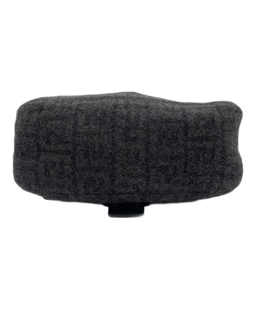 FENDI（フェンディ）FENDI (フェンディ) ズッカ柄ウールショルダーバッグ グレーの古着・服飾アイテム