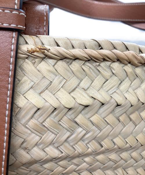LOEWE（ロエベ）LOEWE (ロエベ) ラージクラシックバケット ベージュの古着・服飾アイテム