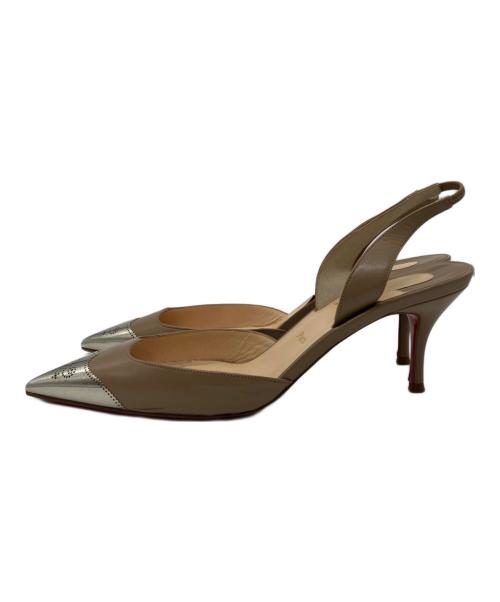 Christian Louboutin（クリスチャン・ルブタン）Christian Louboutin (クリスチャン・ルブタン) メタルポインテッドトゥパンプス ベージュ サイズ:39の古着・服飾アイテム