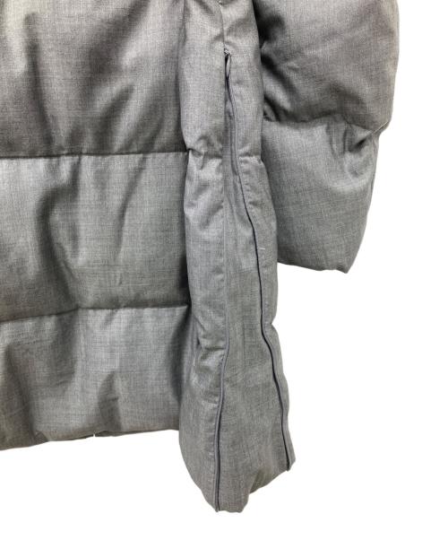 UNTITLED（アンタイトル）UNTITLED (アンタイトル) メリノセタシルクファーダウンコート グレー サイズ:3の古着・服飾アイテム