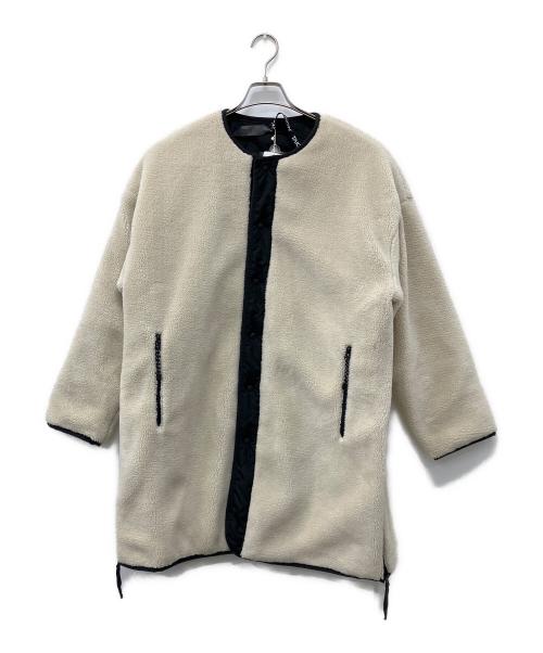 TAION（タイオン）TAION (タイオン) ノーカラーボア リバーシブルコート ホワイト サイズ:Free 未使用品の古着・服飾アイテム
