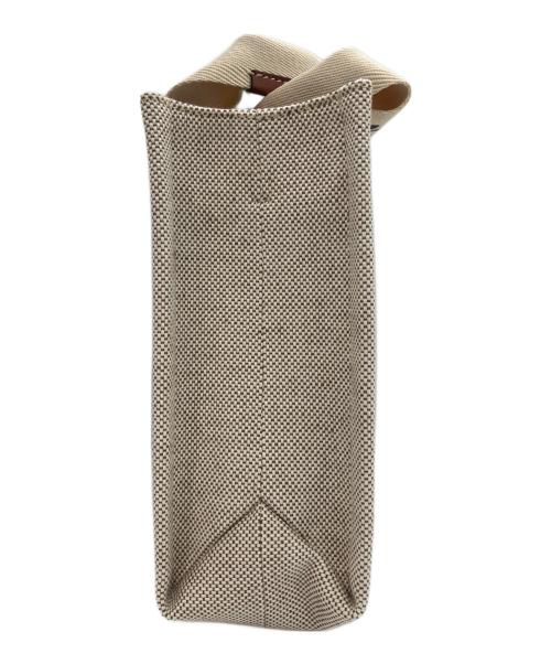 Chloe（クロエ）Chloe (クロエ) WOODY SMALL TOTE WITH STRAP アイボリーの古着・服飾アイテム