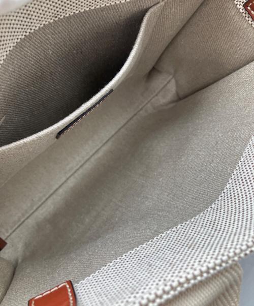 Chloe（クロエ）Chloe (クロエ) WOODY SMALL TOTE WITH STRAP アイボリーの古着・服飾アイテム