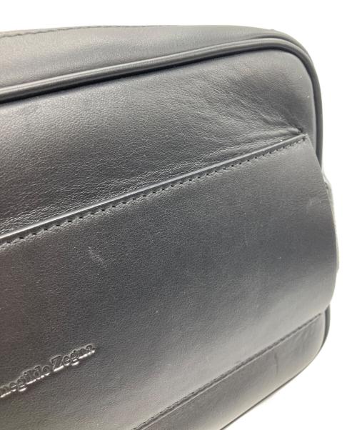ERMENEGILDO ZEGNA（エルメネジルド・ゼニア）ERMENEGILDO ZEGNA (エルメネジルド・ゼニア) ショルダーバッグ ブラックの古着・服飾アイテム