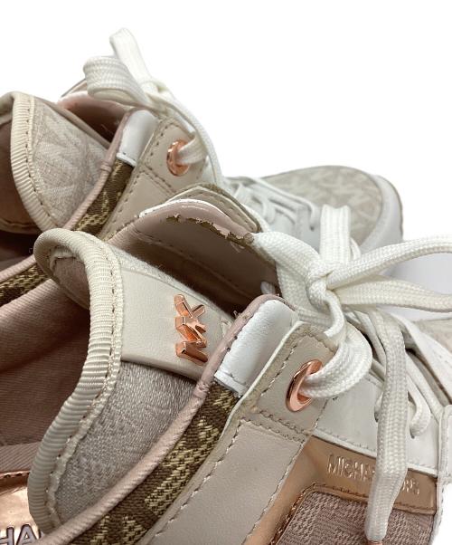 MICHAEL KORS（マイケル・コース）MICHAEL KORS (マイケル・コース) スニーカー ピンク×ホワイト サイズ:6Mの古着・服飾アイテム