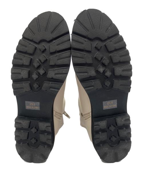 UNTITLED（アンタイトル）UNTITLED (アンタイトル) トラックソールブーツ ベージュ サイズ:23.5cmの古着・服飾アイテム