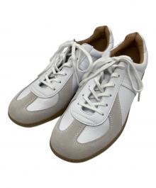 GERMAN TRAINER REPRODUCTED EDITION MODEL（ジャーマントレーナー）の古着「トレーニングシューズ」｜ホワイト