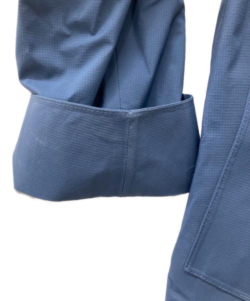 AIGLE（エーグル）AIGLE (エーグル) 透湿防水 3レイヤーフーデッドコート ブルー サイズ:36の古着・服飾アイテム