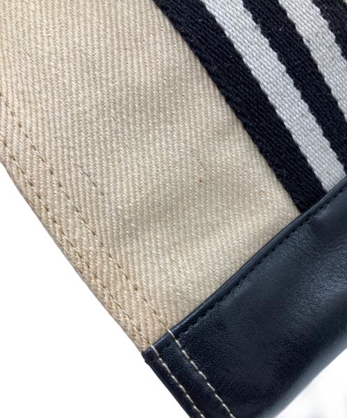 TORY BURCH（トリーバーチ）TORY BURCH (トリーバーチ) キャンバストートバッグ ブラウンの古着・服飾アイテム