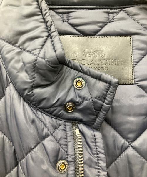 COACH（コーチ）COACH (コーチ) レザーパイピングキルティングジャケット ネイビー サイズ:Mの古着・服飾アイテム