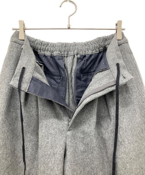 ssstein（シュタイン）ssstein (シュタイン) 25AW W/CA BEAVER EASY WIDE TROUSERS グレー サイズ:Mの古着・服飾アイテム
