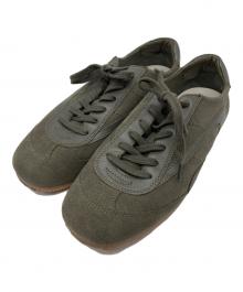 COS（コス）の古着「ミニマルスエードスニーカー」｜オリーブ