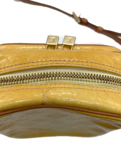 LOUIS VUITTON（ルイ ヴィトン）LOUIS VUITTON (ルイ ヴィトン) ショルダーバッグ ライムイエローの古着・服飾アイテム