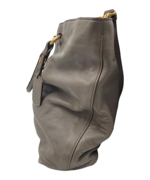 PRADA（プラダ）PRADA (プラダ) 2WAYショルダーバッグ グレーの古着・服飾アイテム