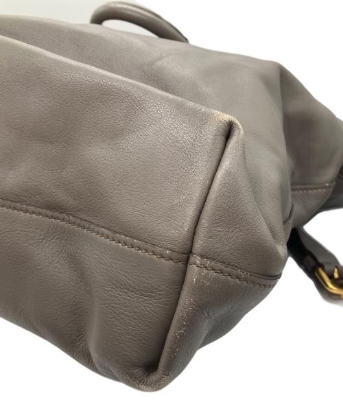 PRADA（プラダ）PRADA (プラダ) 2WAYショルダーバッグ グレーの古着・服飾アイテム