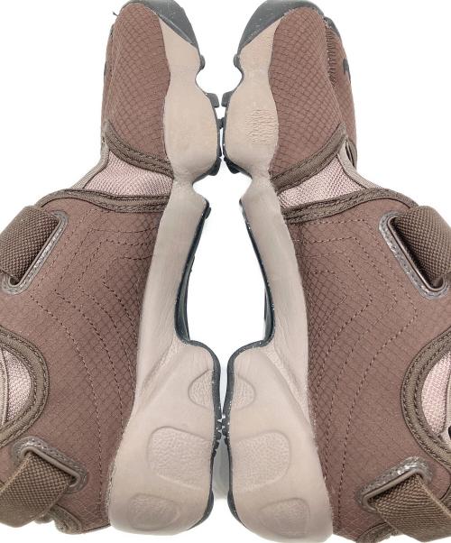 NIKE（ナイキ）NIKE (ナイキ) サンダル ブラウン サイズ:24.0cmの古着・服飾アイテム
