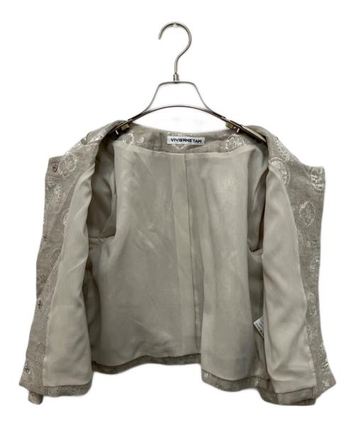 VIVIENNE TAM（ヴィヴィアンタム）VIVIENNE TAM (ヴィヴィアンタム) 総柄ノーカラージャケット グレー サイズ:１の古着・服飾アイテム