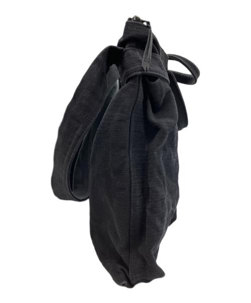 SLOW（スロウ）SLOW (スロウ) truck-helmet bag ブラックの古着・服飾アイテム