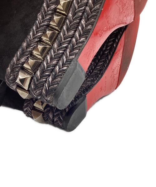 Christian Louboutin（クリスチャン・ルブタン）Christian Louboutin (クリスチャン・ルブタン) カタ クロウ スタッズウェッジソール サンダル ブラック サイズ:36の古着・服飾アイテム