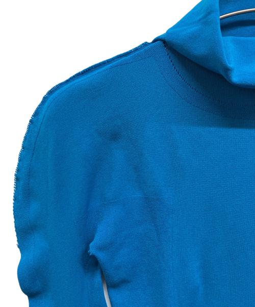 ISSEY MIYAKE me（イッセイ ミヤケ ミー）ISSEY MIYAKE me (イッセイ ミヤケ ミー) デザインカットソー ブルー サイズ:不明の古着・服飾アイテム