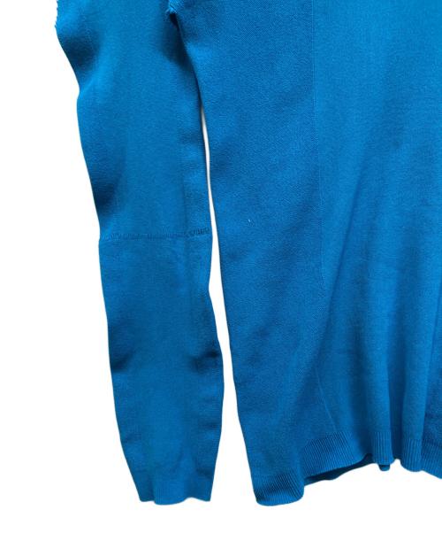 ISSEY MIYAKE me（イッセイ ミヤケ ミー）ISSEY MIYAKE me (イッセイ ミヤケ ミー) デザインカットソー ブルー サイズ:不明の古着・服飾アイテム
