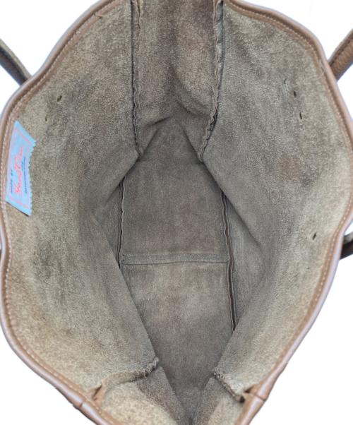 YOUNG & OLSEN The DRYGOODS STORE（ヤングアンドオルセン ザ ドライグッズストア）YOUNG & OLSEN The DRYGOODS STORE (ヤングアンドオルセン ザ ドライグッズストア) EMBOSSED LEATHER TOTE M ブラウンの古着・服飾アイテム