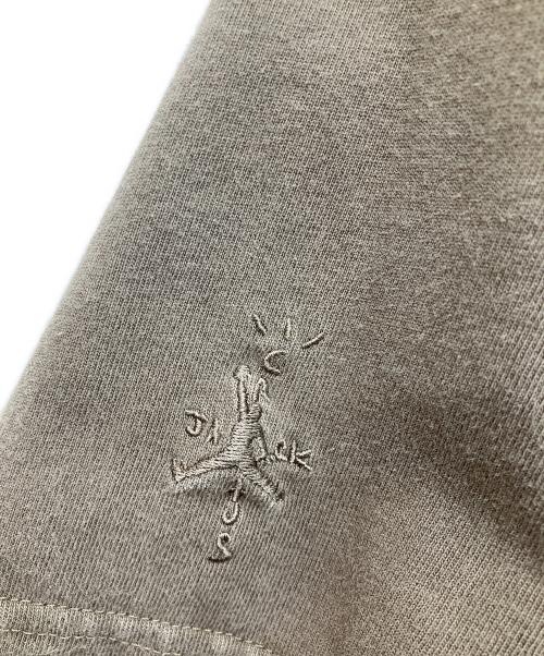 JORDAN（ジョーダン）JORDAN (ジョーダン) TRAVIS SCOTT (トラヴィススコット) Tシャツ オリーブ サイズ:Sの古着・服飾アイテム
