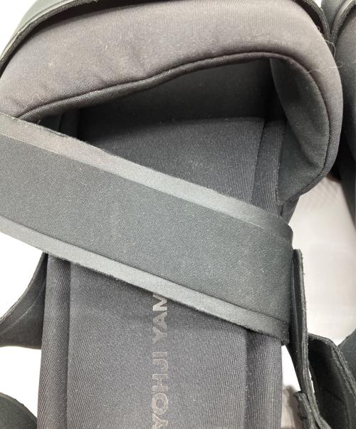 Y-3（ワイスリー）Y-3 (ワイスリー) プラットフォームサンダル ブラック サイズ:25.5cmの古着・服飾アイテム