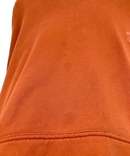 LEVI'S（リーバイス）LEVI'S (リーバイス) プルオーバーパーカー オレンジ サイズ:Mの古着・服飾アイテム