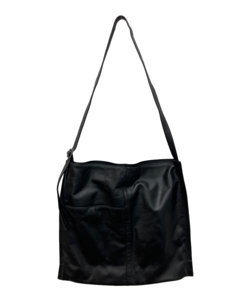 ear PAPILLONNER（イアパピヨネ）ear PAPILLONNER (イアパピヨネ) ぺったんワンハンドルショルダーバッグ ブラックの古着・服飾アイテム